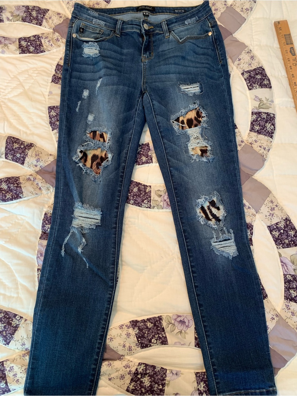 Women’s Dark Blue Distressed Skinny Jeans with Leopard ‘peekaboo’ patches